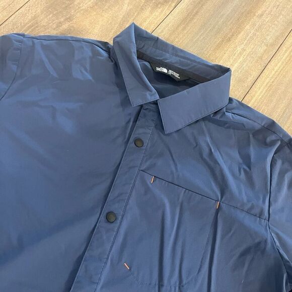 North Face Blue‎ Casual Buttondown Shirt Men Large Bin C-28 - Picture 2 of 7